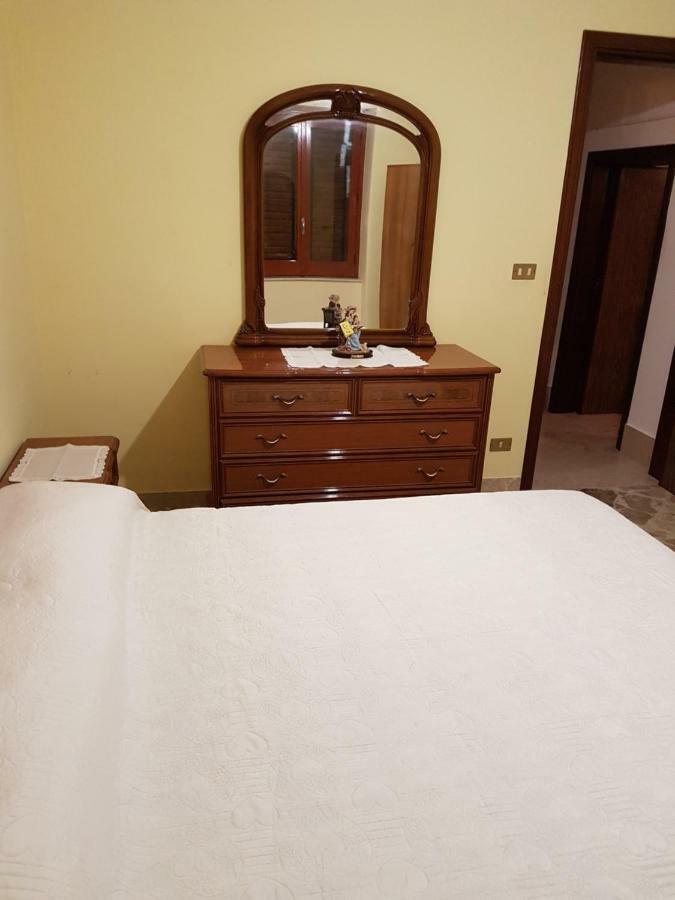 La Nicchia di Gangi Apartment Bagian luar foto